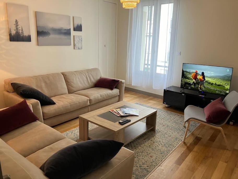Appartement Spacieux En Centre Ville Vendôme Kültér fotó