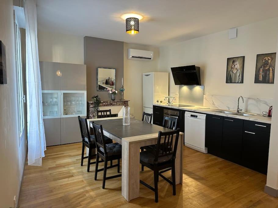 Appartement Spacieux En Centre Ville Vendôme Kültér fotó